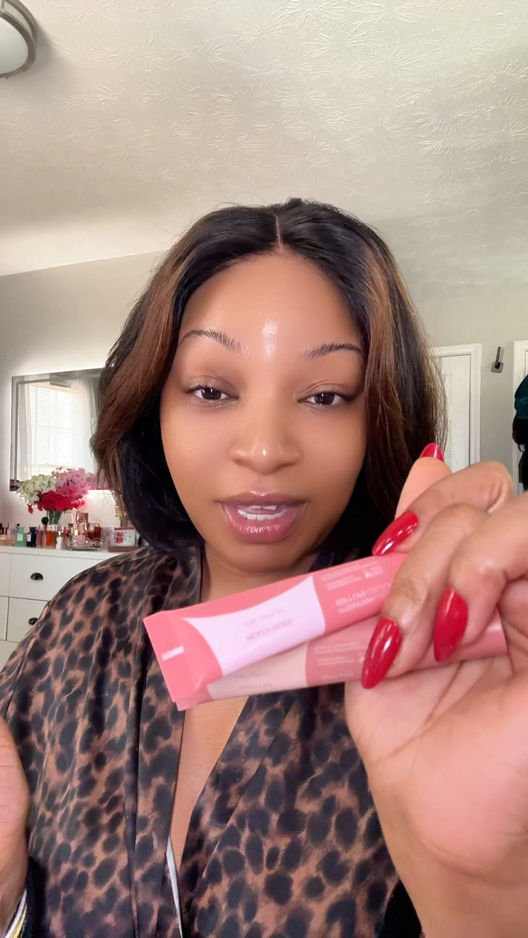 These Knemo jelly lip balms are too good 😍 grabbed two shades and I’m obsessed! Super moisturizing, gives that juicy glossy look, and the best part… NOT sticky 👏🏽💋

If you love soft, hydrated lips without that heavy feel, you need these ASAP 💕 #tiktokshopfinds #lipbalm #glossylips #beautyfinds

#LTKgrwm #LTKBeauty #LTKU