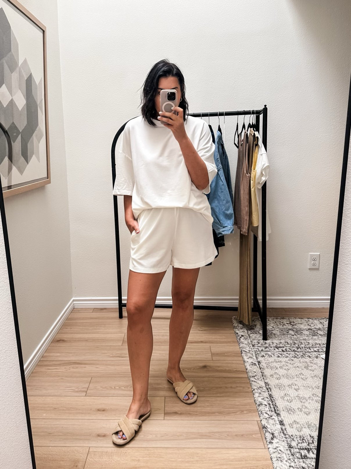 I had low expectations for this set but – I’m actually wearing it right now I love it so. It is defiintely knock off Varley – or as I like to say ‘we have Varley at home’ But you know what? I’ll take it because it’s pretty damn good quality. 

Now my biggest complaint is that there is not tag to see what is the front or the back. But you figure it out once you get it on. 

I am in the large and the top is a bit too big but the shorts fit PERFECTLY. (Read the reviews!) I’ll take a bigger shirt for looser shorts any day.  

 