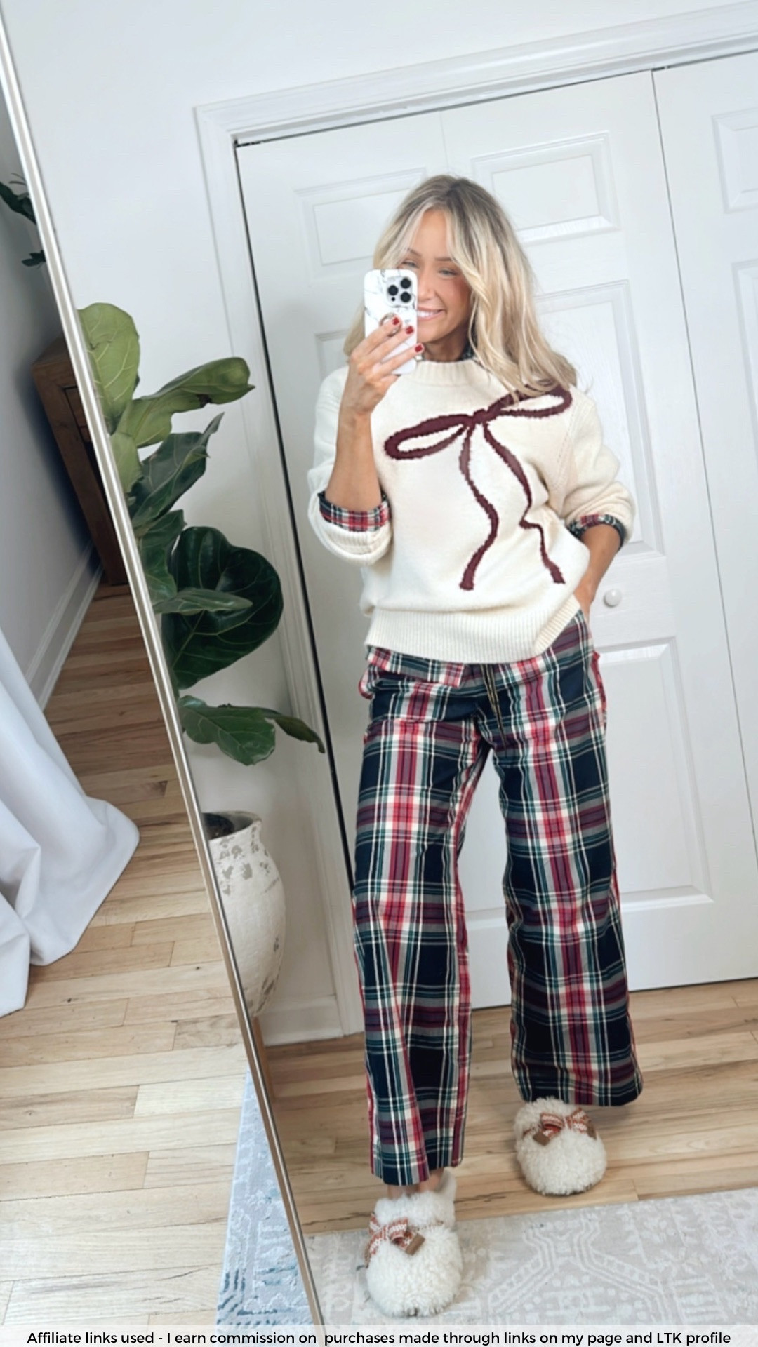 Holiday pajamas 

Holiday bow sweater 
Tartan pajama set 
Ugg slippers 
Loungewear 

#LTKHoliday