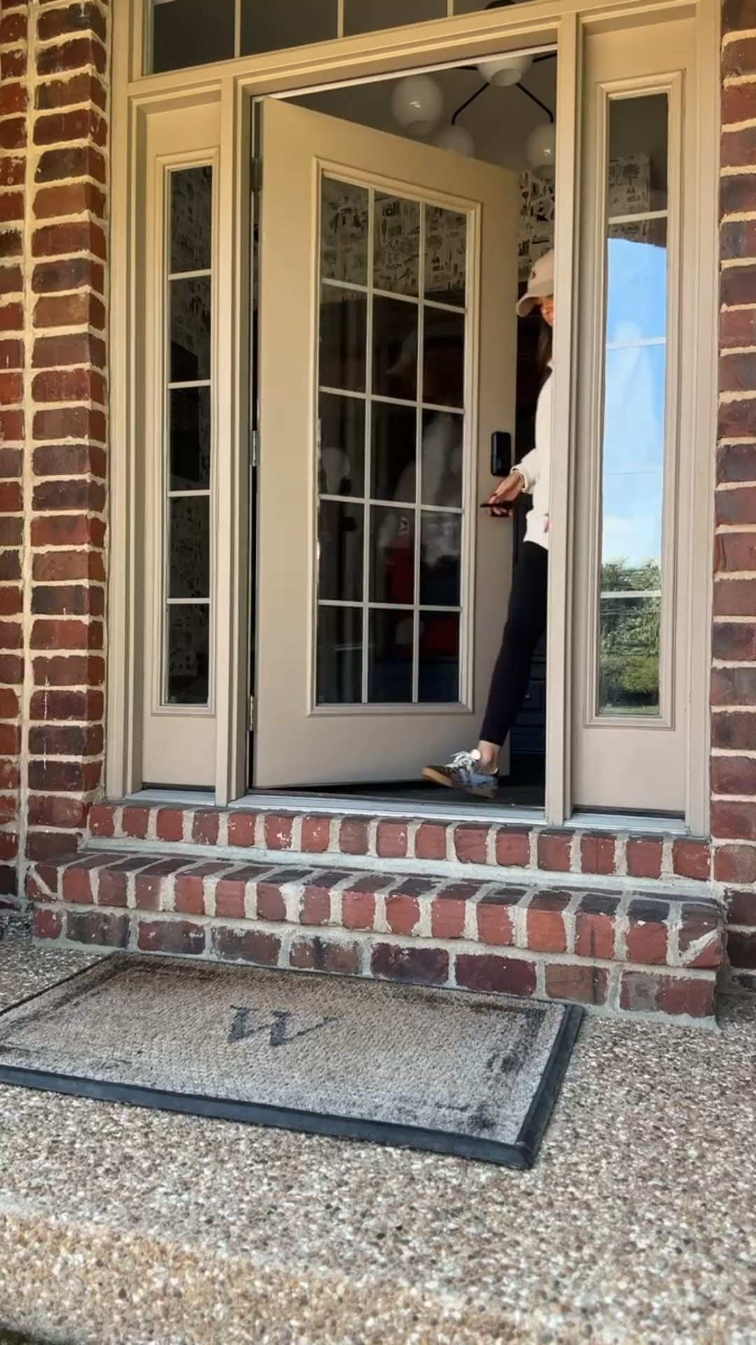 Perfect on the go outfit! 

#LTKStyleTip #LTKSeasonal #LTKFindsUnder50