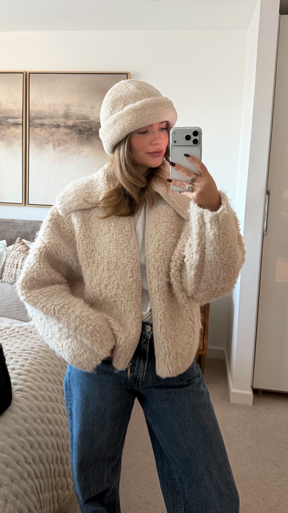 Celine vibes at Zara - I got a medium 
Fluffy jacket / winter jacket / cosy outfit 