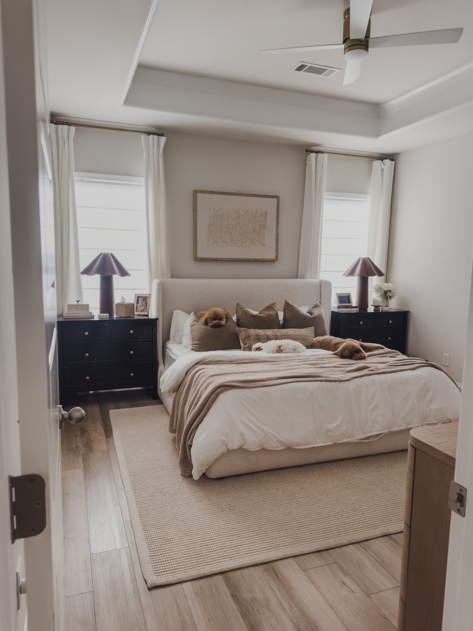 Wayfair Presidents’ Day Clearance is happening — up to 70% off with fast and free shipping over $35 — and yes, my favorite Loloi pillows are included.

If you know me, you already know I rotate these through every space. The texture, the muted tones, the way they layer without overwhelming a room… they just work!! Quality over quantity always, and these are pieces I reuse again and again.

Such a good time to grab them if they’ve been sitting in your cart.

@wayfair #wayfair #Ad #wayfairpartner

#LTKSaleAlert #LTKHome