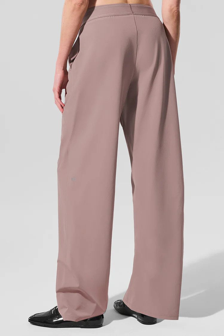 Suit Up Trouser (Regular) | Alo Yoga (US)