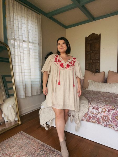 10 days of midsize bump friendly fall fits day  7!
This one is definitely a summer-to-fall transition outfit, but this dress still gives me fall vibes and does the trick. Paired with some low western ish style boots I want to say are old from target? But I think this would look cute with some knee high boots for sure.
Dress size large  

#LTKSeasonal #LTKmidsize #LTKbump