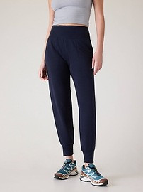 Coaster Luxe High Rise Jogger | Athleta