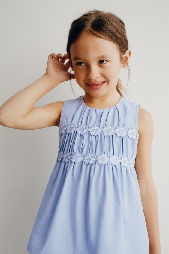 FLORAL PLEATED BLOUSE | Zara US