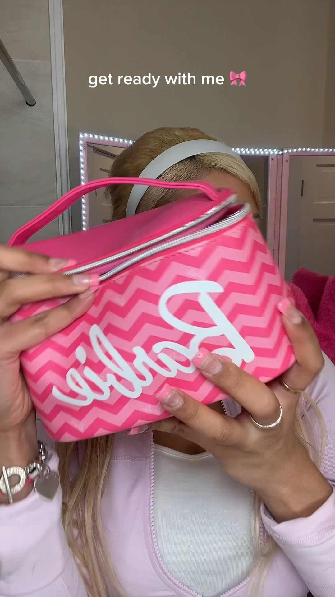 get ready with me 🎀 #grwm #getreadywithme#springmakeup #spf50 #makeup 

#LTKVideo #LTKfindsunder100 #LTKbeauty