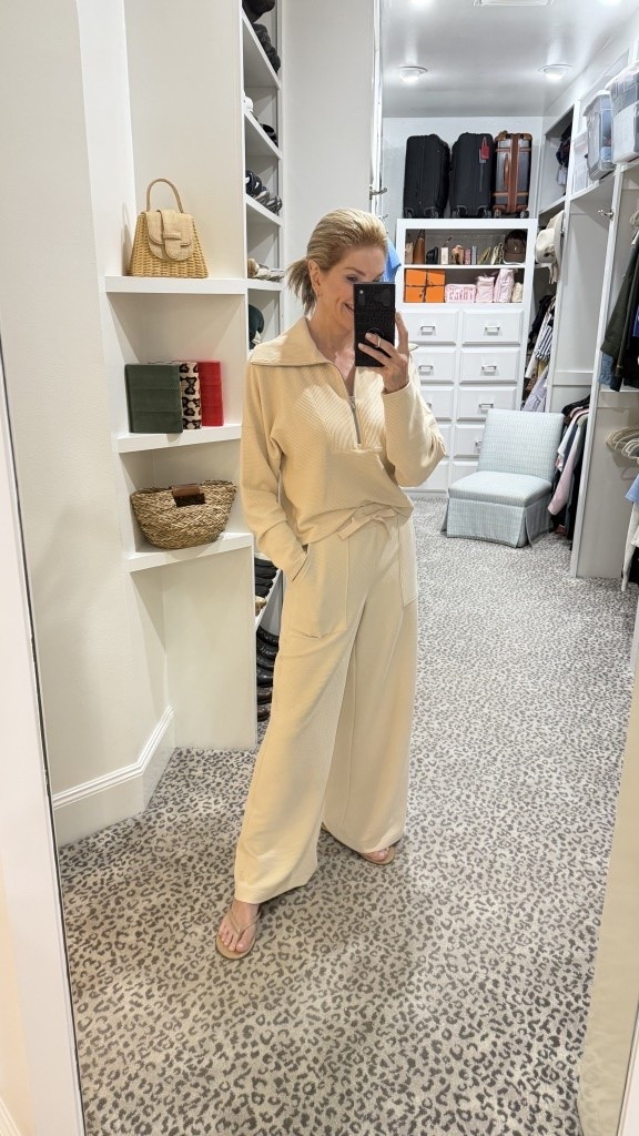 Cozy loungewear for everyday. Size M

#LTKootd #LTKOver40 #LTKActive