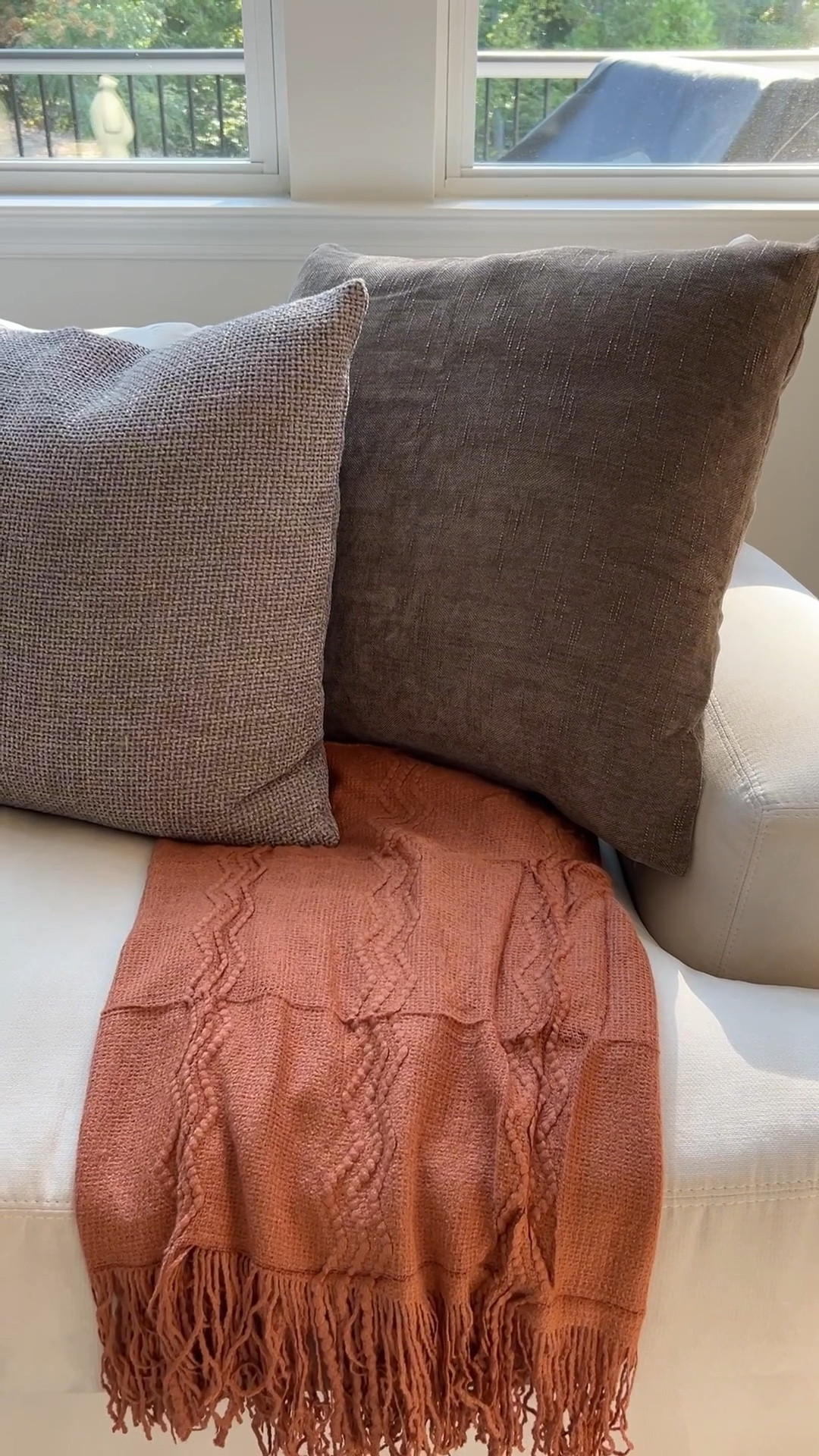 Are you looking for a nice throw blanket for the fall? I had to share this cozy one I found online. I thought it went so well with the pillow covers. See the little details and those tassels on the ends. Isn’t it so cute ?

I wanted to bring a pop of color into the room, and this blanket did just that. Now I’m ready to curl up with it.

#LTKHome
