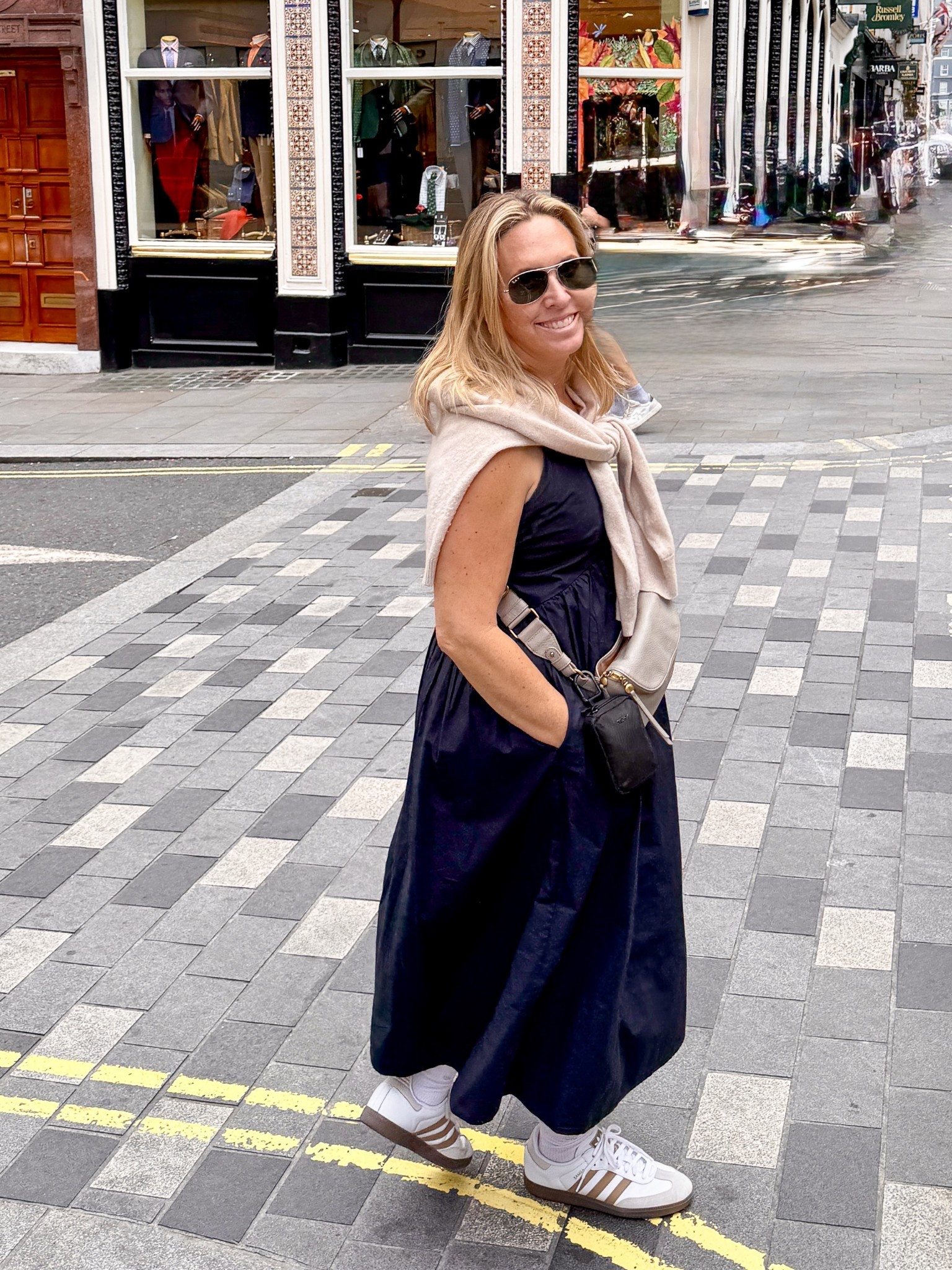 Walking around London not looking like a tourist 😉. This is one of my favorite travel outfits! 

#LTKStyleTip #LTKFallSale #LTKOver40