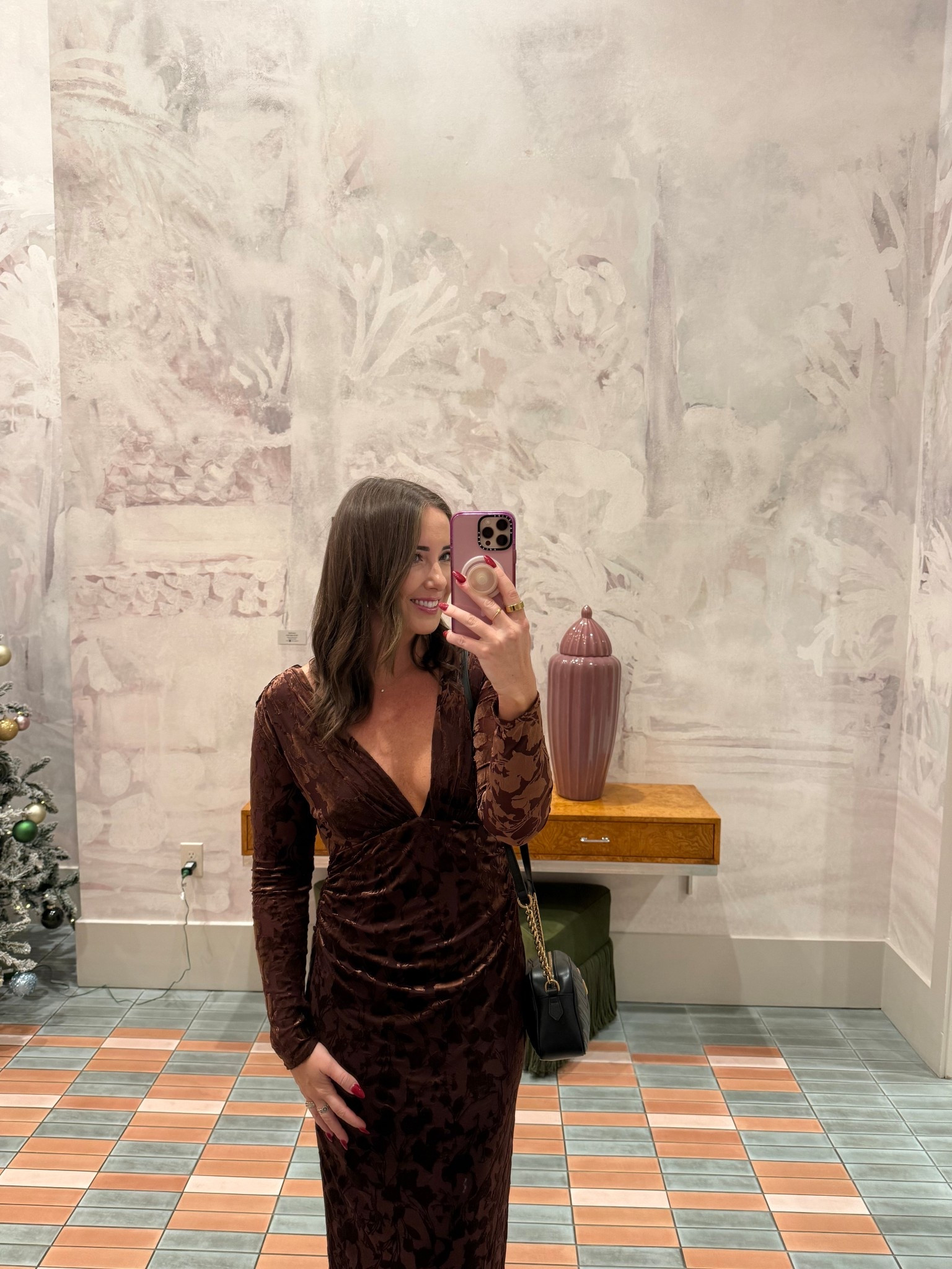 This brown velvet dress is a STUNNER. Under $100 - a great holiday or wedding guest dress! I’m wearing medium ✨

#LTKHoliday #LTKWedding #LTKFindsUnder100