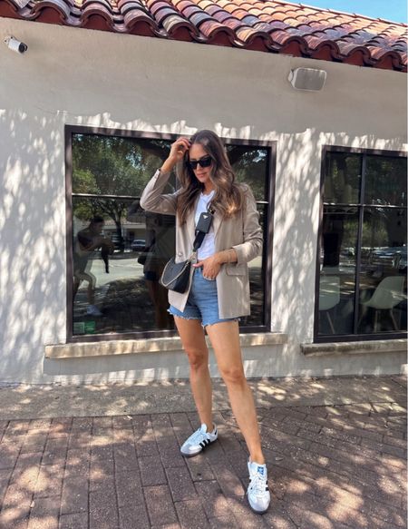 These shorts are on sale!! 25% off on Abercrombie ! Casual spring outfit inspo!
This blazer was such a good find. I'm wearing a size S in everything & a 25 in the shorts. My sneakers run TTS.

#LTKSaleAlert #LTKStyleTip