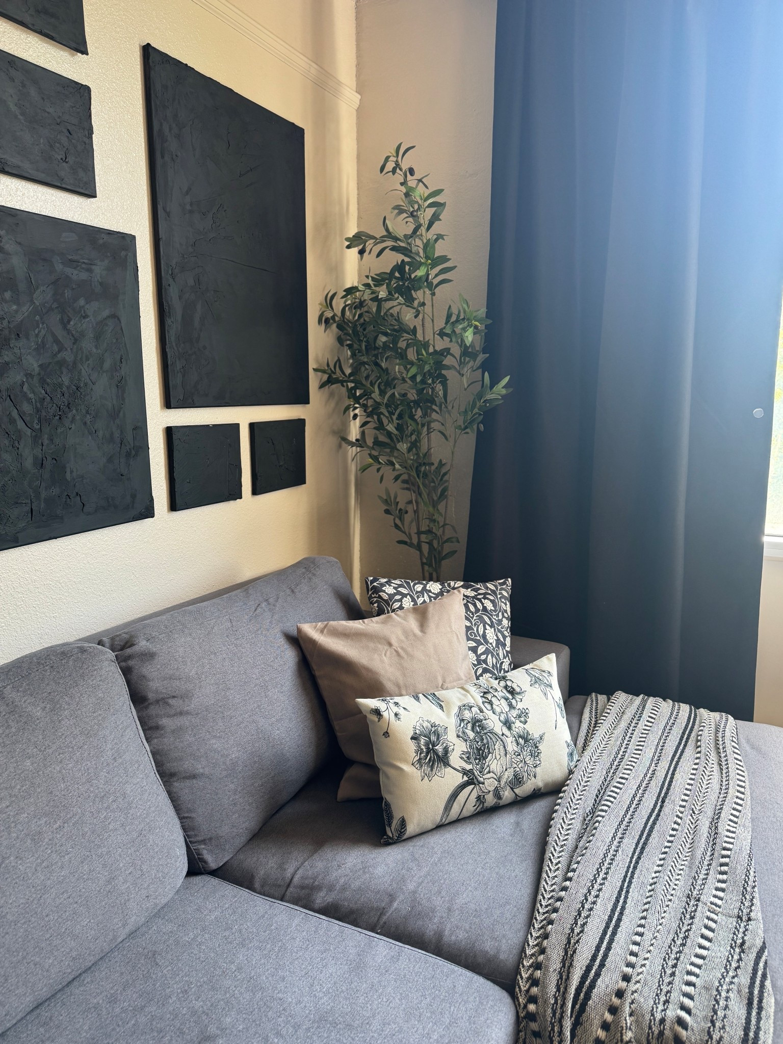 Modern organic living room | living room decor | spring living room | living room ideas | amazon finds | amazon living room | gray couch ideas 

#LTKHome #LTKFindsUnder50 #LTKFindsUnder100


My cozy little corner! I love the floral, but moody and antique-ish updates for Spring.

#LTKHome #LTKSeasonal #LTKFindsUnder50