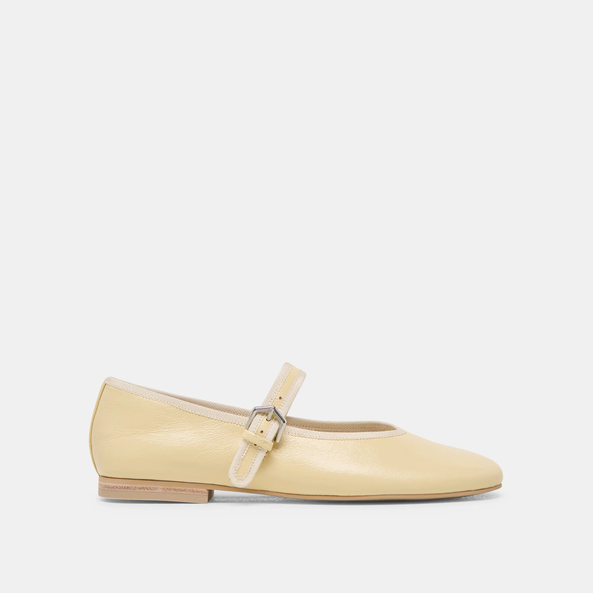 Roslyn Ballet Flats Light Yellow Leather | DolceVita.com
