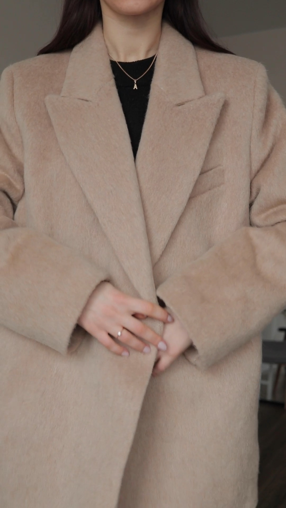 It’s perfect! Wool coat-blazer from H&M. On me is size M. Color: Beige 


#LTKfit #LTKitbag #LTKFind