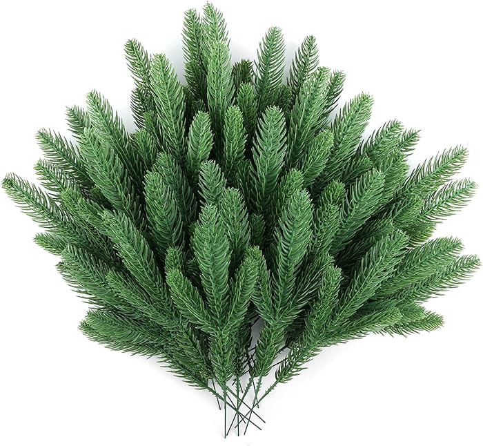 Hananona 150 piezas de ramas de pino artificiales de Navidad, púas de pino de vegetación de Nav... | Amazon (US)