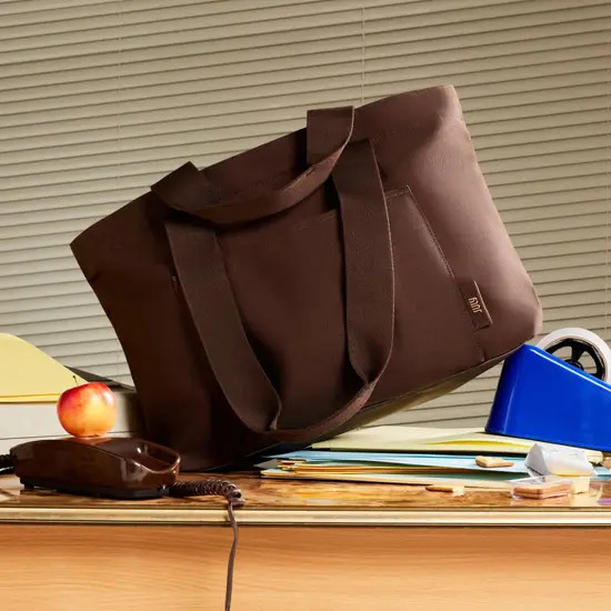 Everyday Large Tote | July (ANZ)