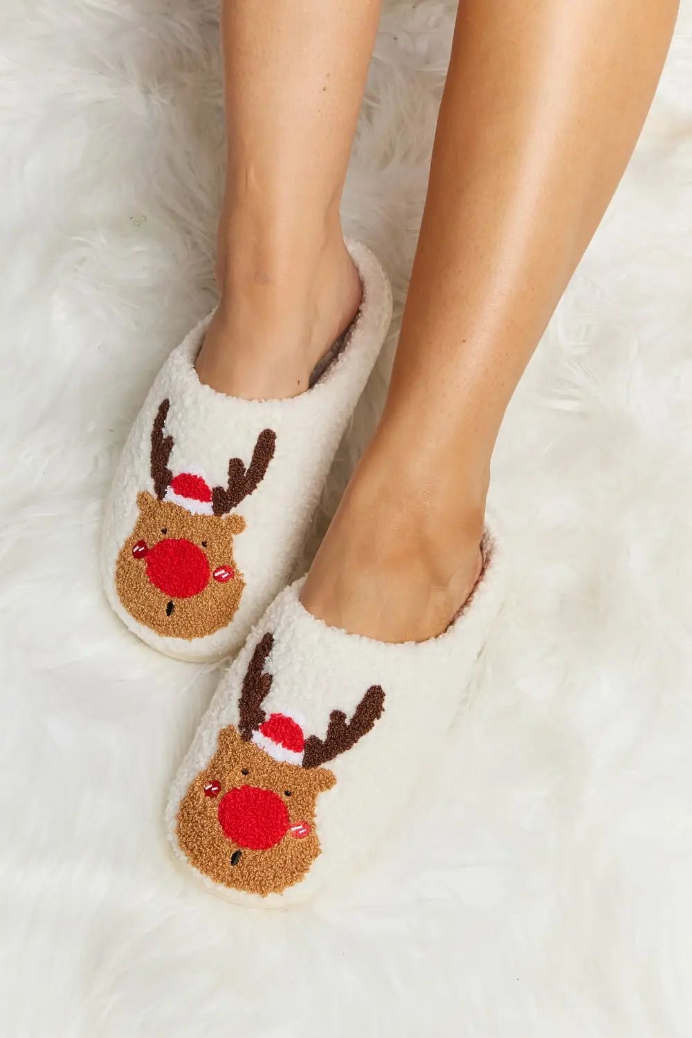 Melody Rudolph Print Plush Slide Round Toe Slippers | Casual Chic Boutique
