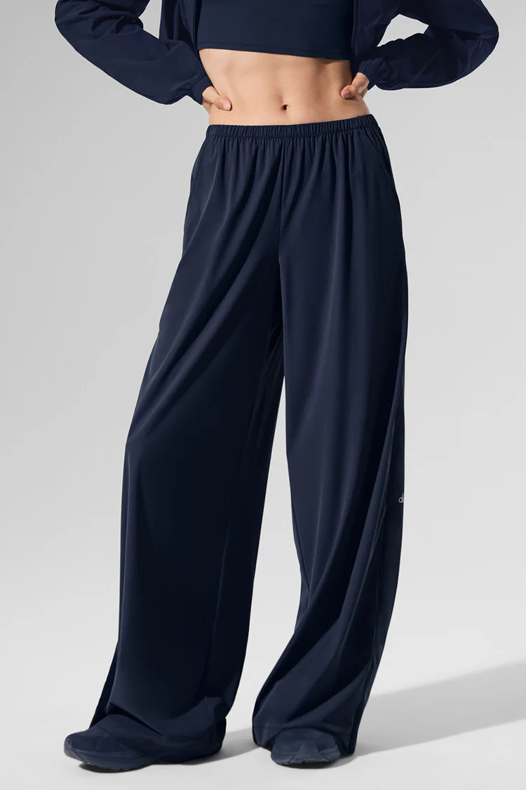 Breezy Wide Leg Pant (Long) | Alo Yoga (US)