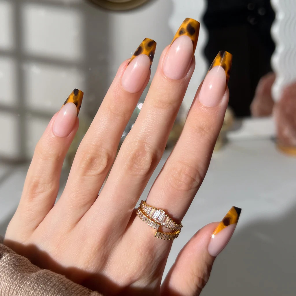 Tortoise Chic Press-On Nails | PaintLab