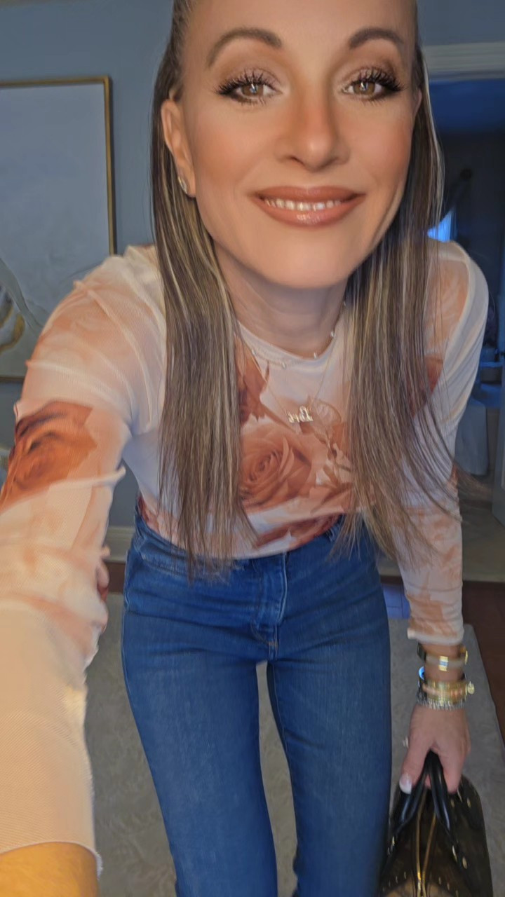 I wear these jeans and shoes alot...but they are sooo good. Im Schutz obsessed 👠👠👠👠

#LTKgrwm #LTKPetite #LTKOver40