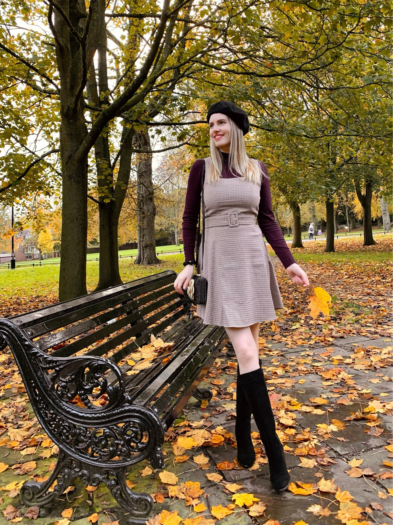 Fave dress from New Look and fave boots from DuoBoots 🍂🤎

Autumn fashion autumn outfit autumn dress brown dress mini dress check dress fall dress fall fashion fall outfit black leather boots black suede boots beret Serpui bag Dorothy Perkins jumper 

#LTKstyletip #LTKfindsunder50 #LTKSeasonal