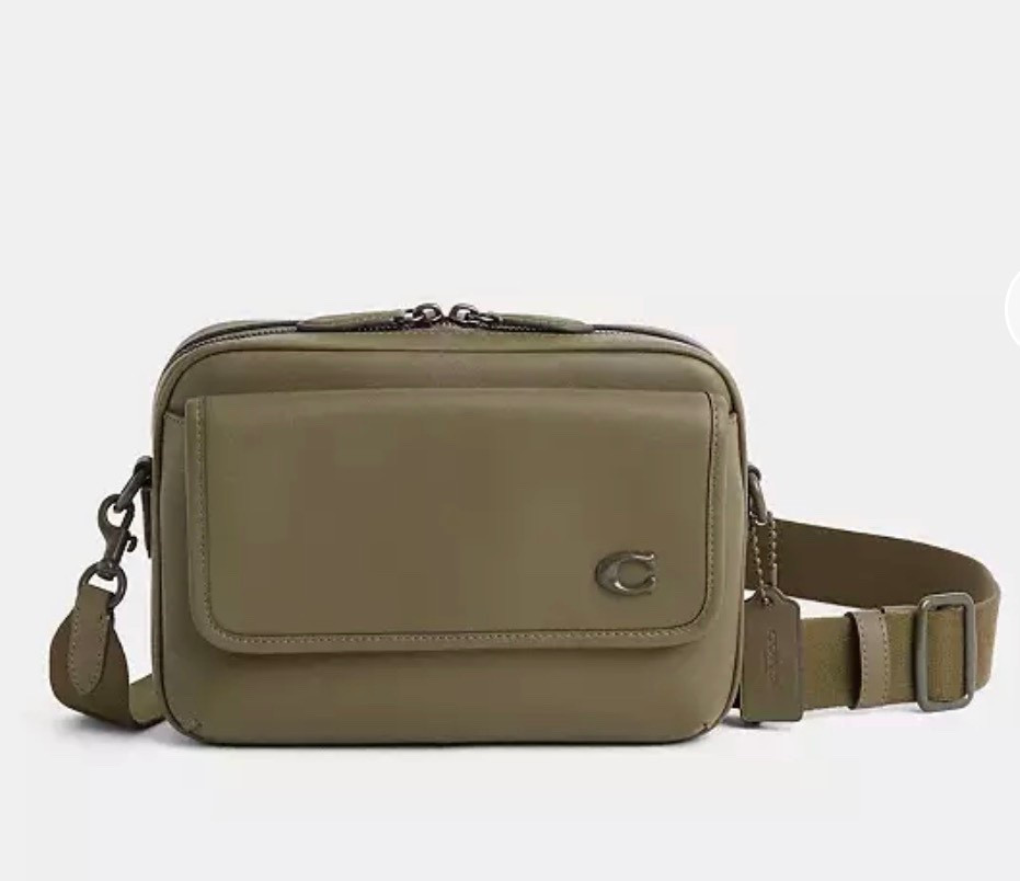 Coach Charter Bag

#LTKSaleAlert #LTKootd #LTKOver40