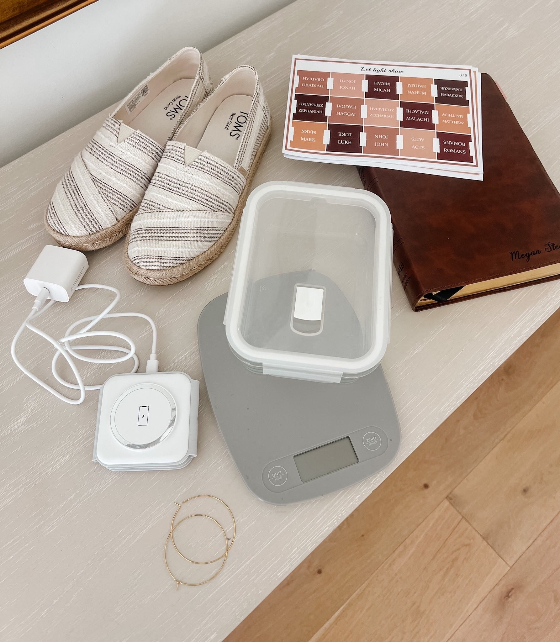 Tuesday Goodies 🤎

Toms espadrilles • bible & bible tabs • charger station • food scale • earrings 

#LTKfitnessgoals #LTKdayinmylife #LTKOver40