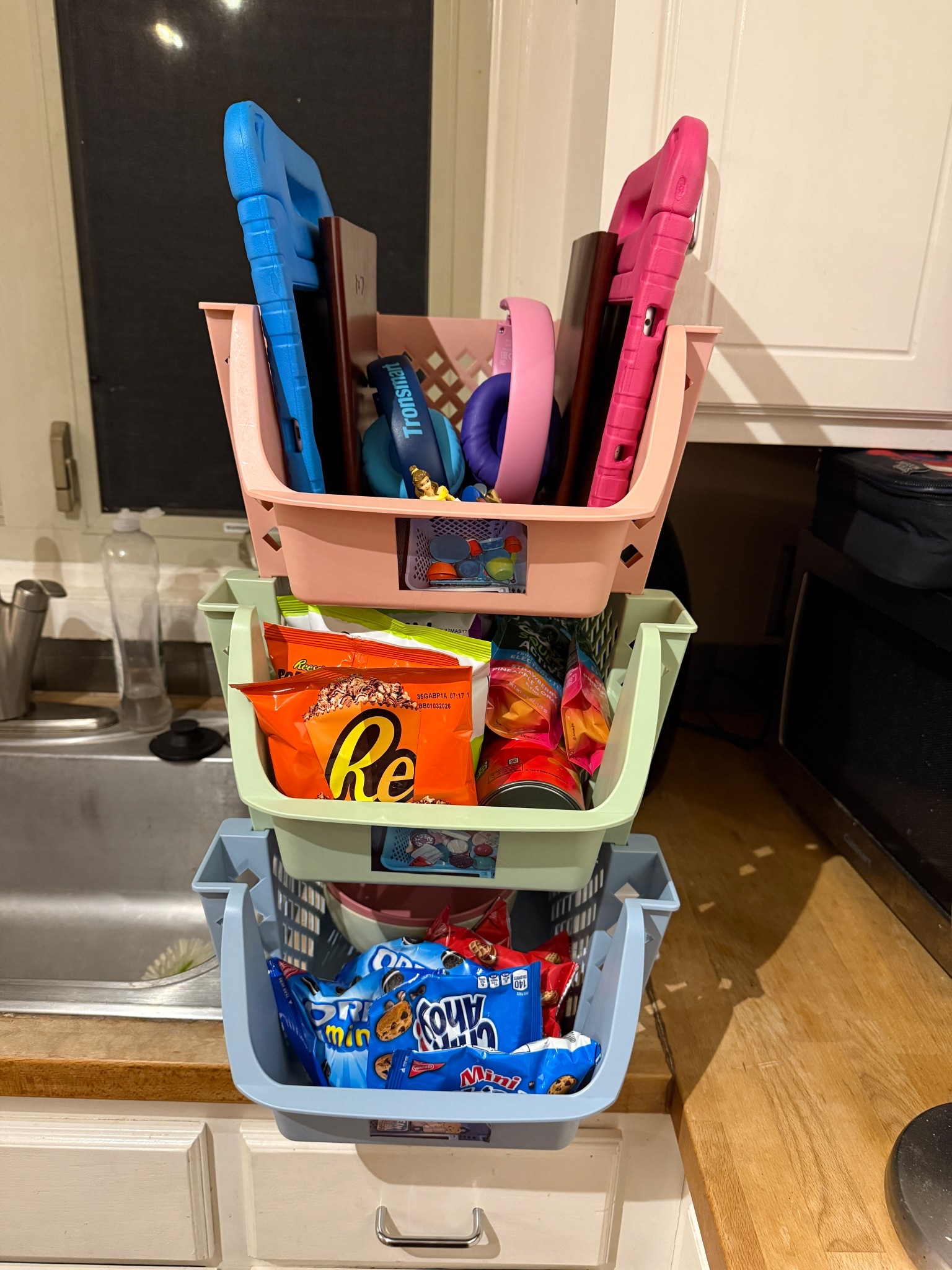 Car ride hack with kids snacks storage tablets headphones toniebox tonies 

#LTKTravel #LTKKids #LTKFamily