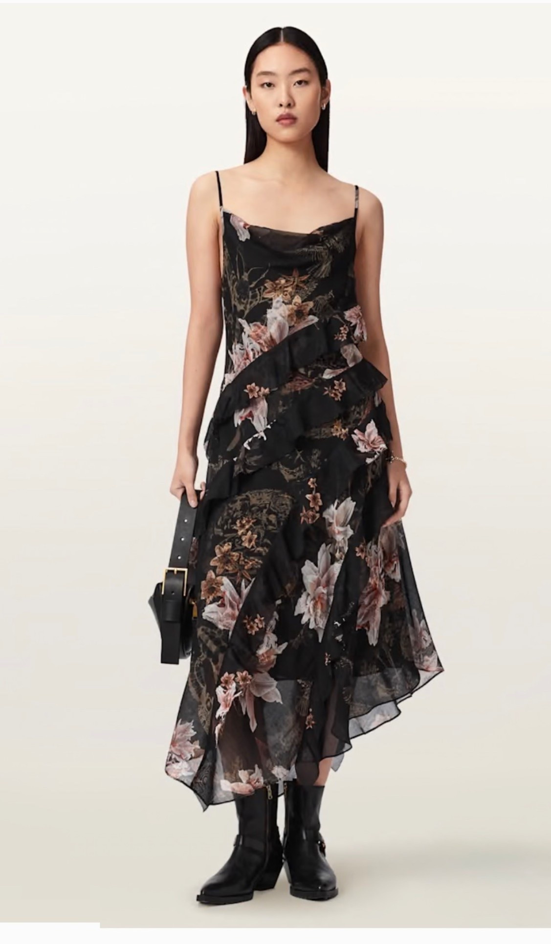 RUTH FLORAL SLIP MAXI DRESS

Cut to a regular fit and framed with adjustable straps and a clean hem, the floral print is enhanced with asymmetric ruffles across the design.

#LTKSeasonal #LTKWedding #LTKBump