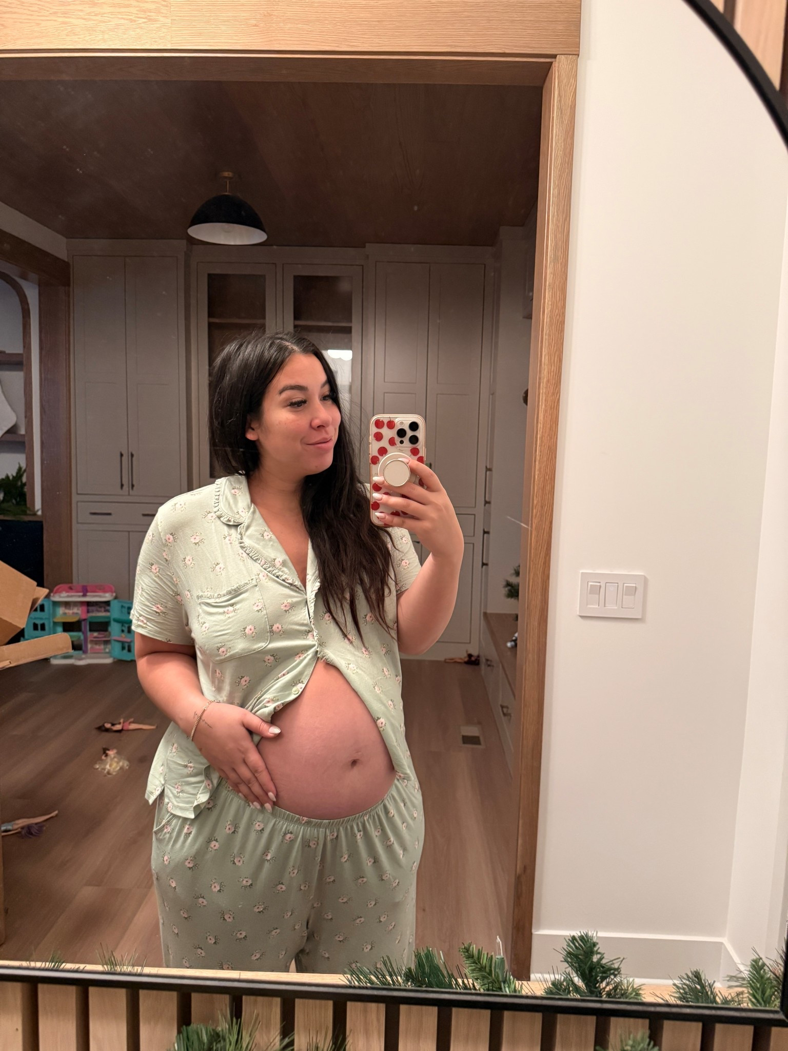 Size xl 
Midsize pjs

#LTKmomlife #LTKMidsize