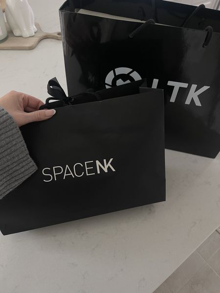 Inside the #LTKGala insane goodie bag from SpaceNK 🤩🖤✨ 

Stanley cup, skincare, beauty, Caudalie, Paula’s choice, colour wow, sol de janeiro, olaplex, kosas, Sam McKnight, summer Fridays 


#LTKGala #LTKeurope #LTKbeauty