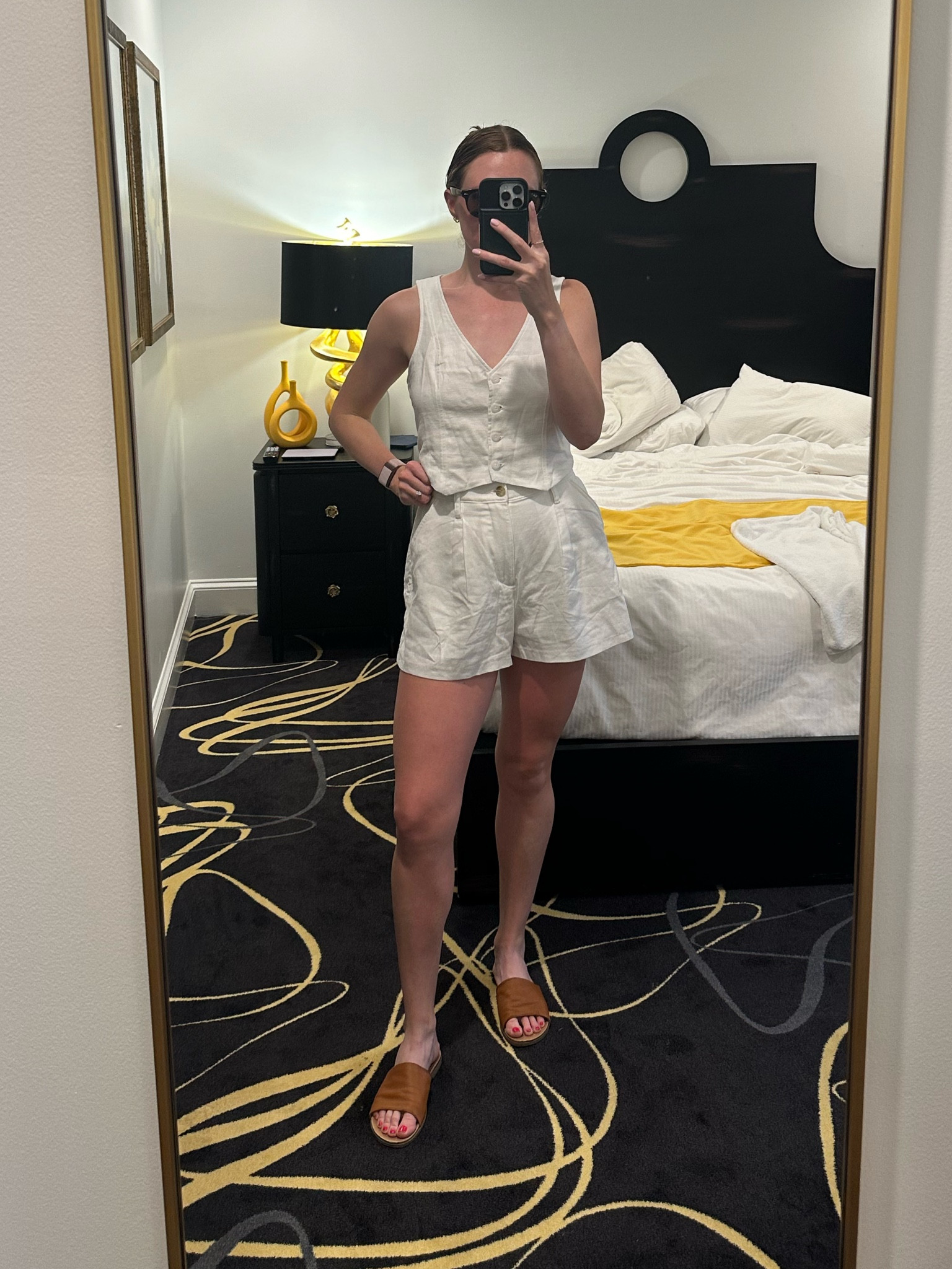 All white linen vest and shorts set


#LTKWedding #LTKTravel #LTKSeasonal