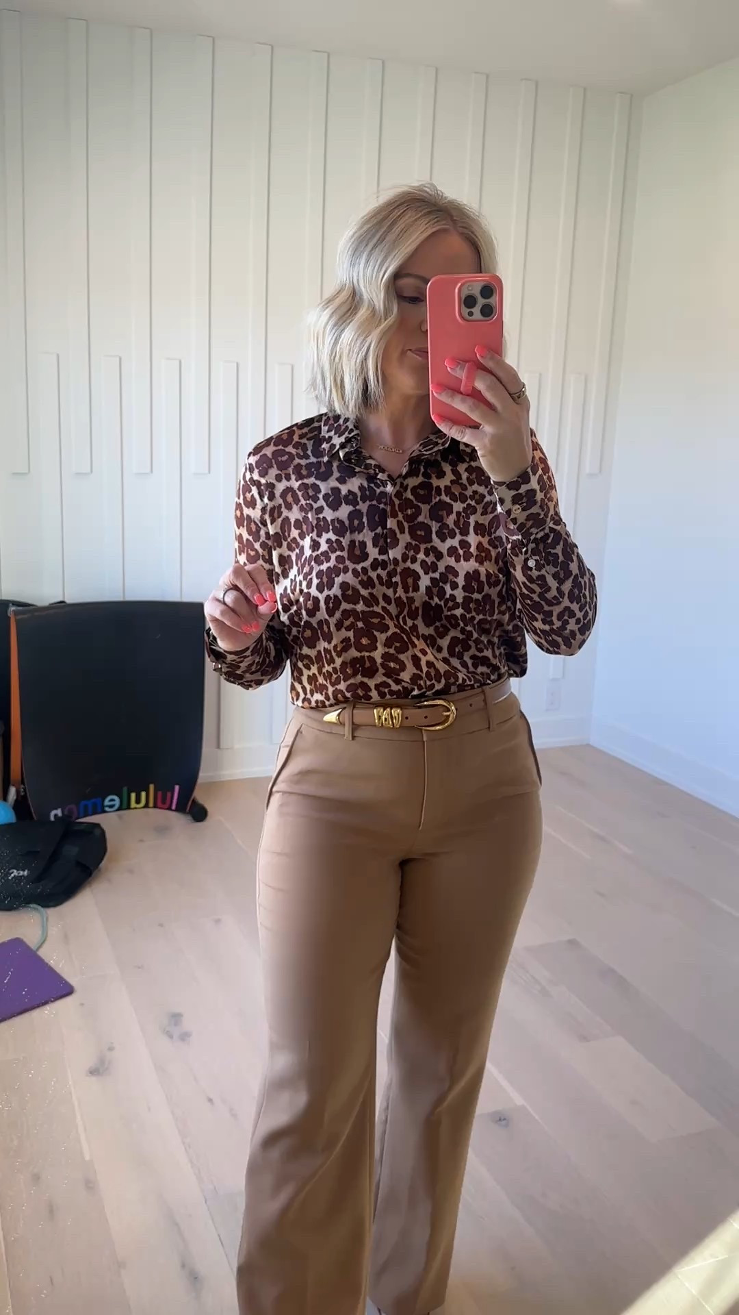 Size small shirt, size 8R pants, small belt! #hocspring #warmspring #workpants #holidayoitfit

#LTKSeasonal #LTKWorkwear #LTKSaleAlert