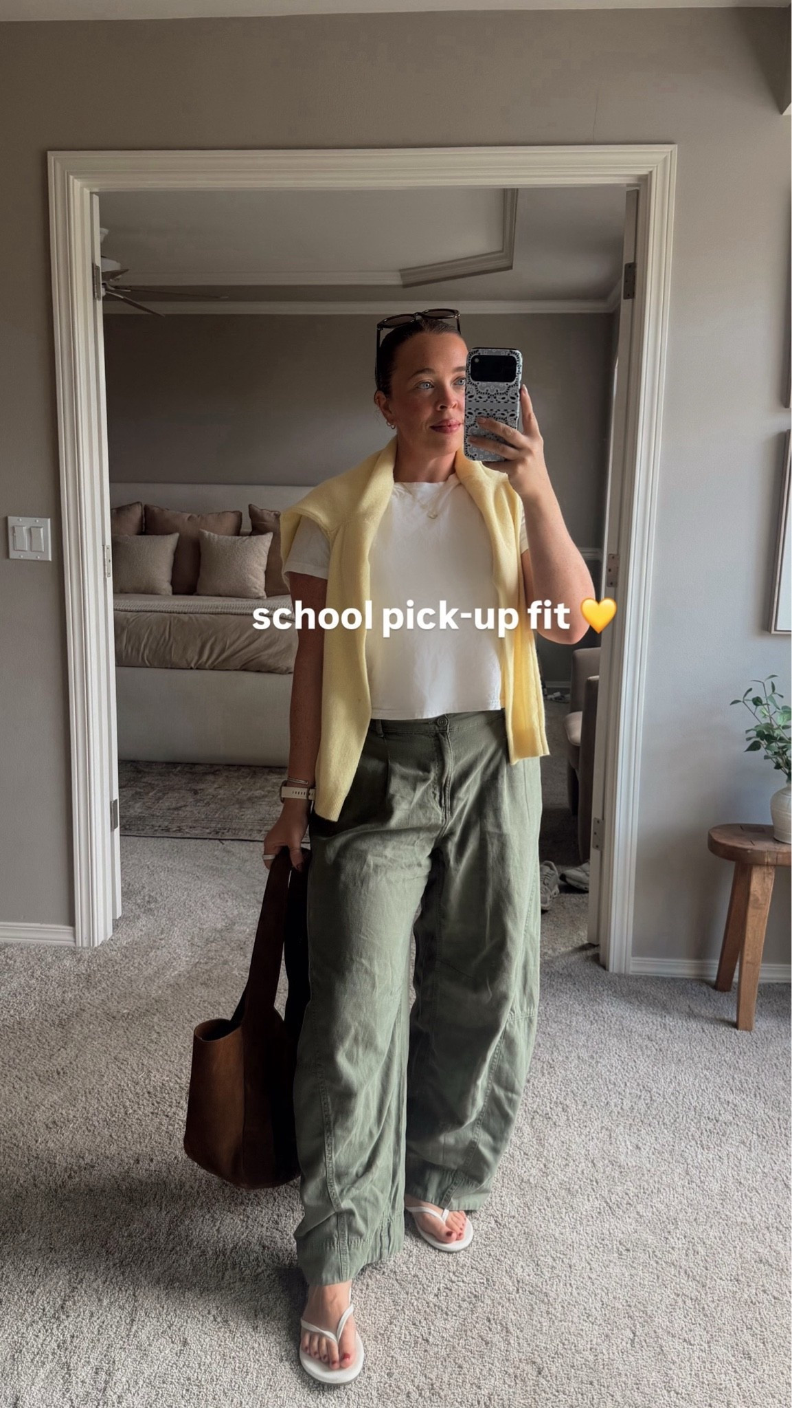 School Pick Up OOTD 💛 size 8/10 | M/L | 5’4”

#LTKootd #LTKmomlife