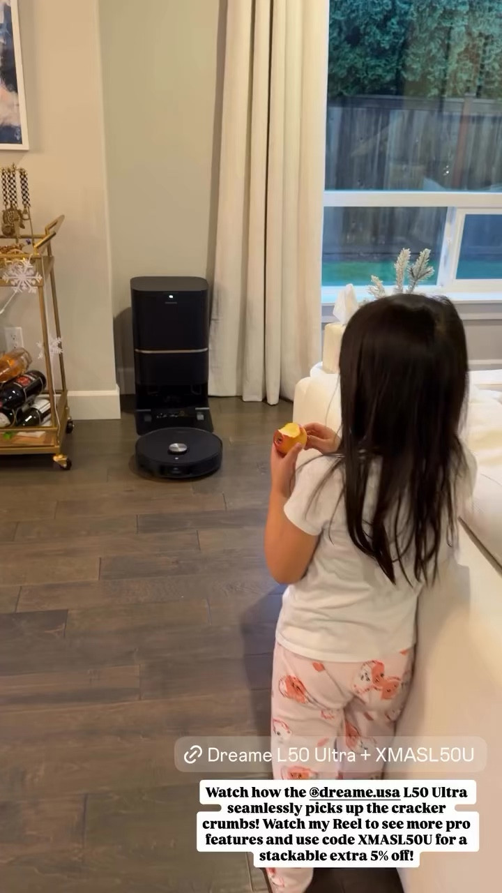 Dreame L50 Ultra + XMASL50U! 
Watch how the Dreame L50 Ultra seamlessly picks up the cracker crumbs. Use code XMASL50U for a stackable extra 5% off!

#LTKHome #LTKSeasonal