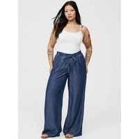 High-Rise Wide-Leg Lightweight Denim Jeans in Darkblue-Denim | Torrid (US & Canada)