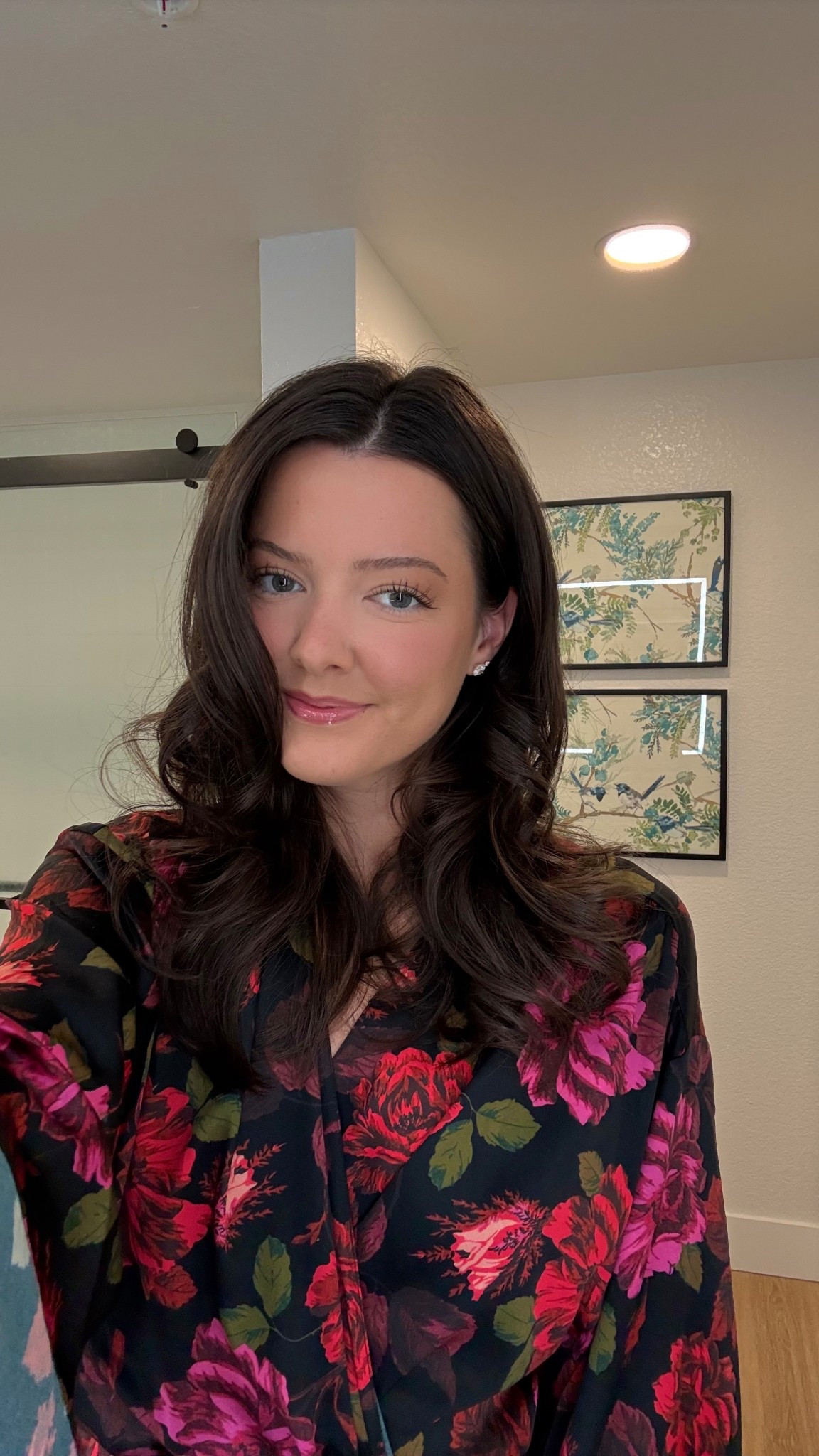 Linking my current makeup routine! This is my everyday easy make that takes about 10 mins! 

It Cosmetics CC Cream: Shade Light
Age Rewind Concealer: shade 160 brightener
Brightening Powder: Shade radiant finish (the pink one)
Bronzer Powder: matte chocolate medium deep
ELF brow pencil: shade cool brown
Mascara: waterproof shade brown black
Patrick Ta Blush Duo: Shade She’s Wanted
Dior highlight palette: shade 001 Universal Glow
Lip liner: shade pillow talk medium 
Lip gloss: plumping shade Dolly



#LTKFindsUnder100 #LTKBeauty #LTKHoliday