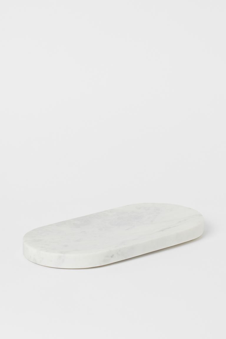 Premium SelectionTray in marble with rounded edges. Silicone feet underneath for added stability.... | H&M (US)