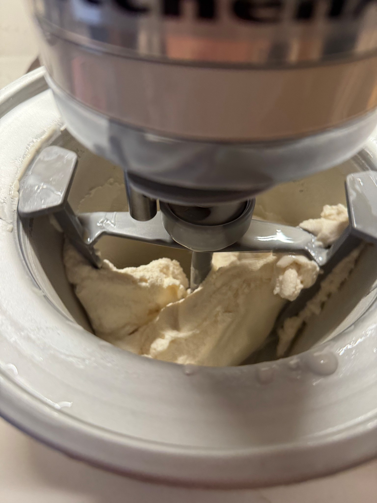 Kitchen Aid Froyo & Ice Cream maker 😍

#LTKselfcare #LTKfitnessgoals #LTKmorningroutine