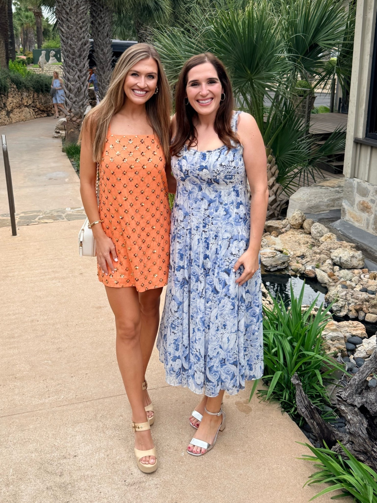 Shift Dress for Summer ☀️ wearing a size 0!

#LTKootd #LTKWedding #LTKTravel