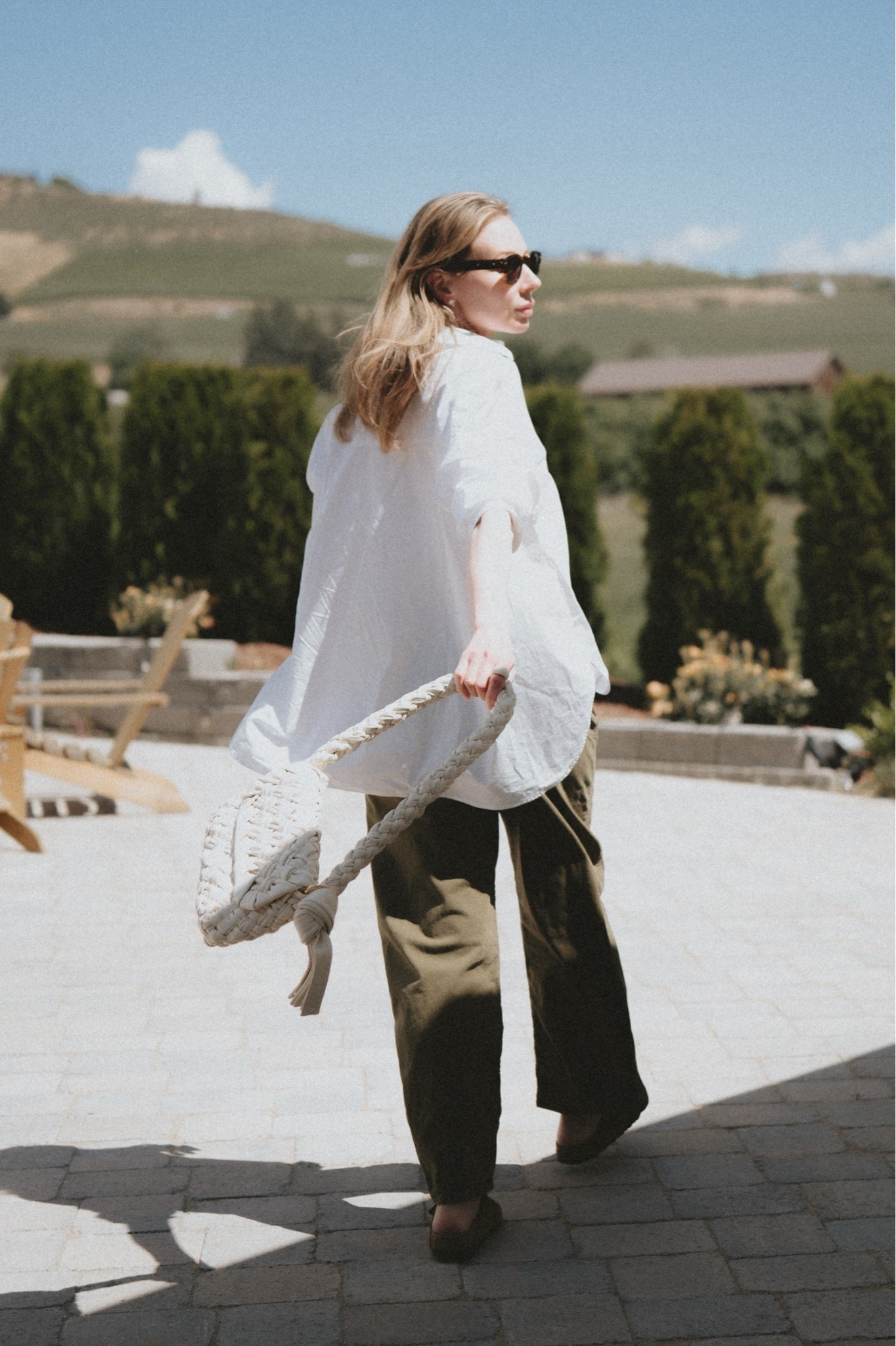 Wide leg pants + Birkenstocks + oversized button down shirt
Pants: Nili Lotan Tribeca 
Birkenstock Arizona in “mink” 
Shirt: COS
Bag: Bottega Veneta Kalimero Citta

#LTKootd #LTKWorkwear #LTKSeasonal
