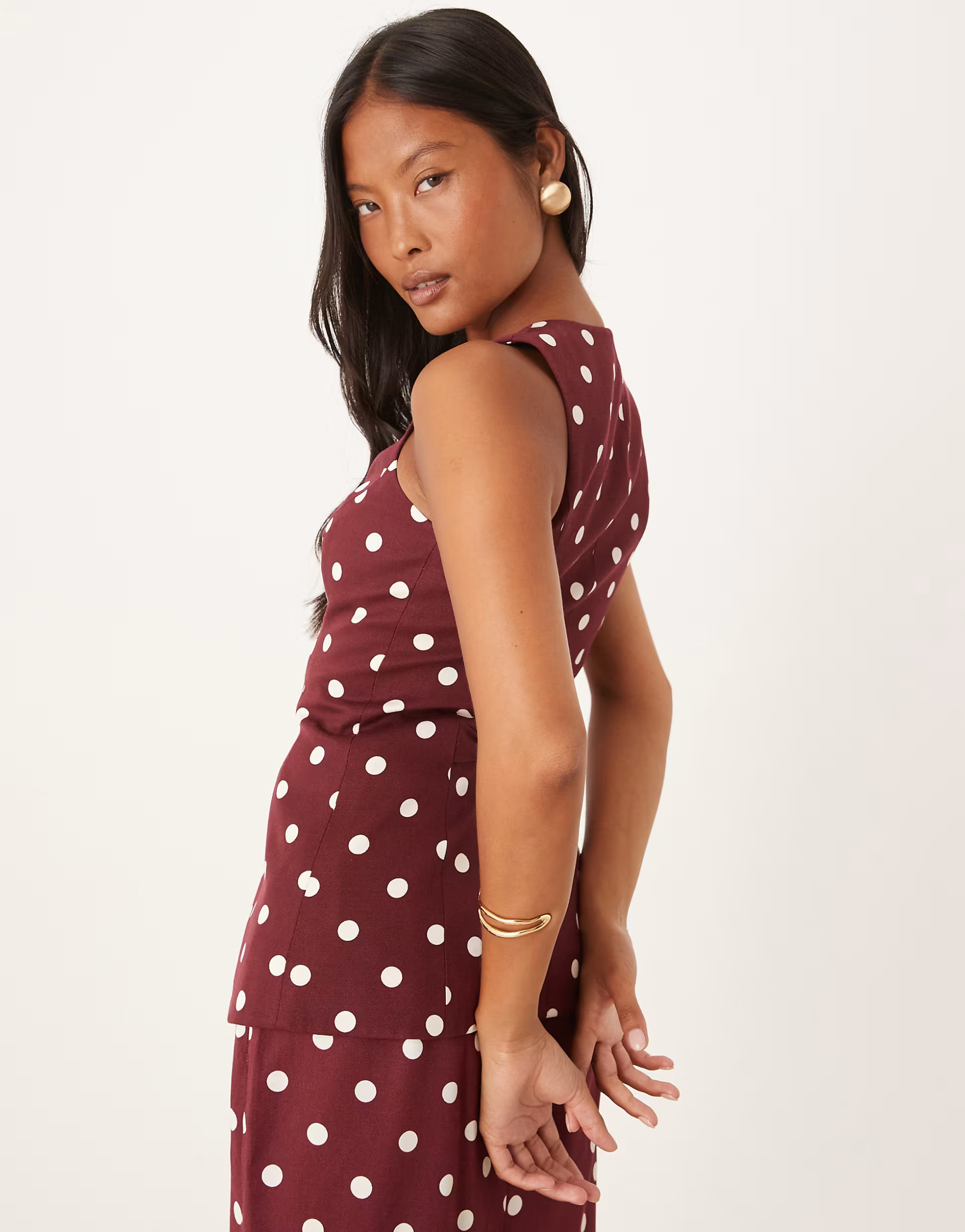 › Nobody's Child Petite Theta longline waistcoat co-ord in brown spot | ASOS (Global)