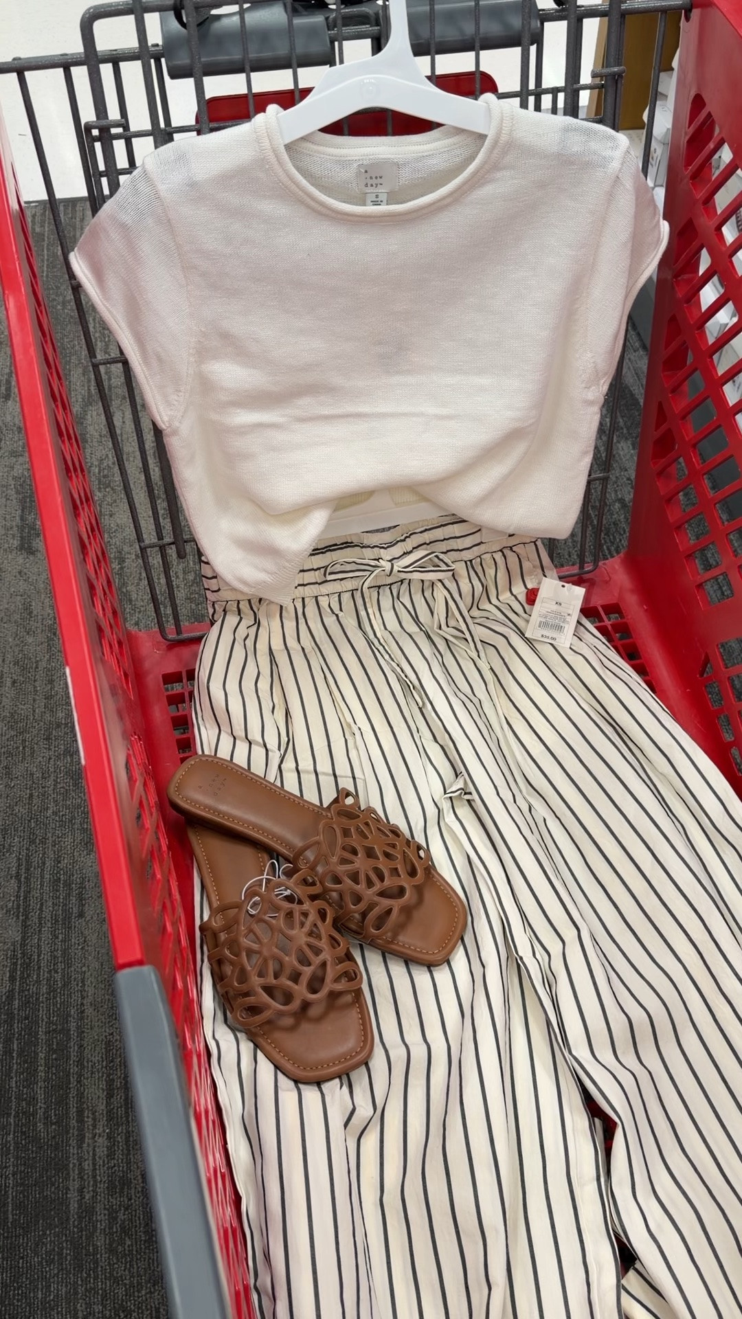 Target outfit idea with this new sweater tee and these wide leg cotton pants. #targetstyle #targetcreator