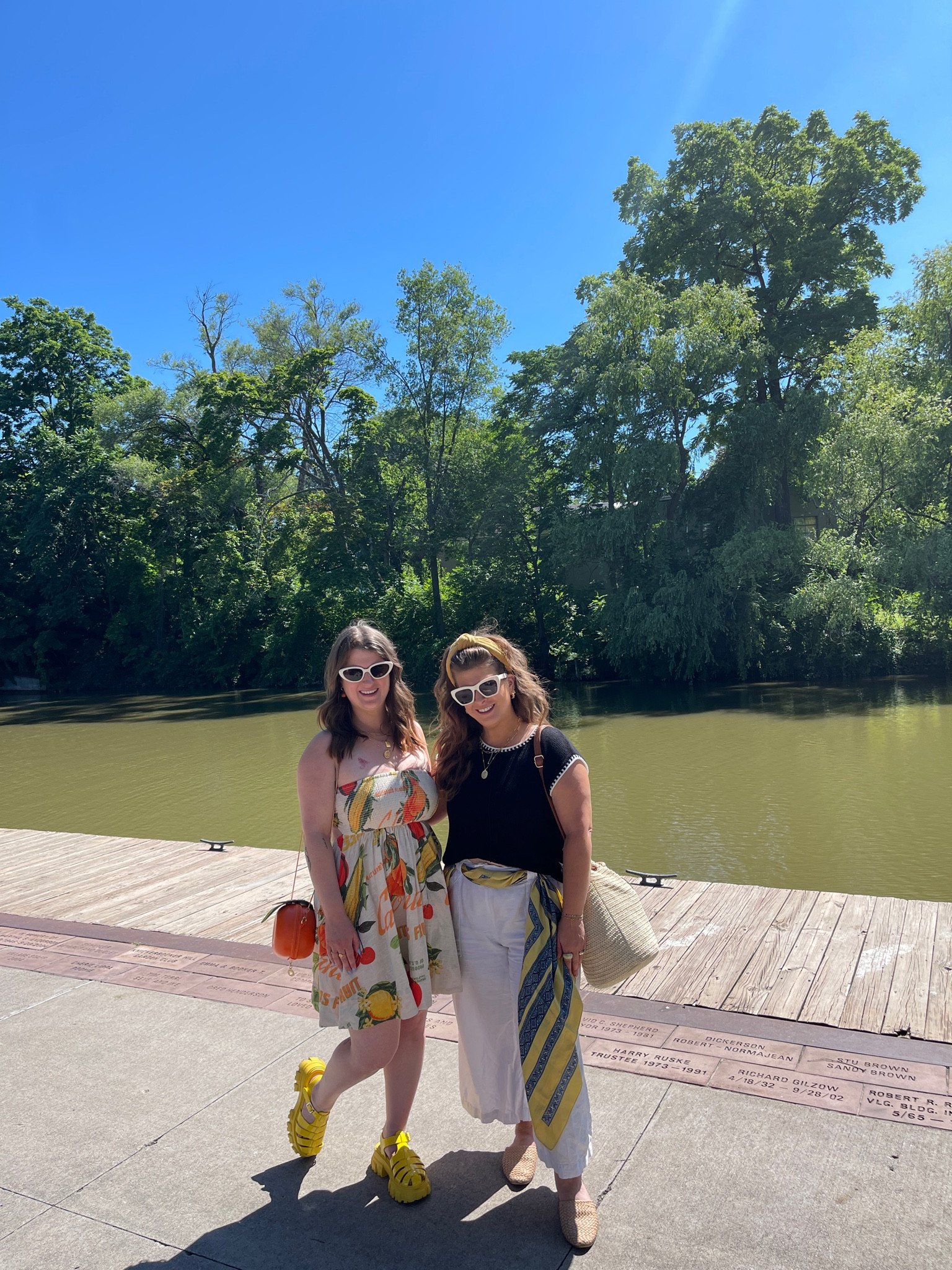 Cute strapless dress, sweater tank & linen pants



#LTKFindsUnder100 #LTKSeasonal #LTKStyleTip