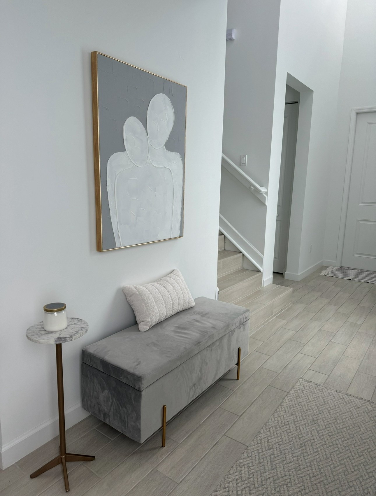 Entryway Bench & Decor 
(Similar tables linked) 
#Targethome #Targetfinds #Bouclepillow #Entrywaybench #marbletable #marblesidetable #sidetable #accenttable #entryway

#LTKHome