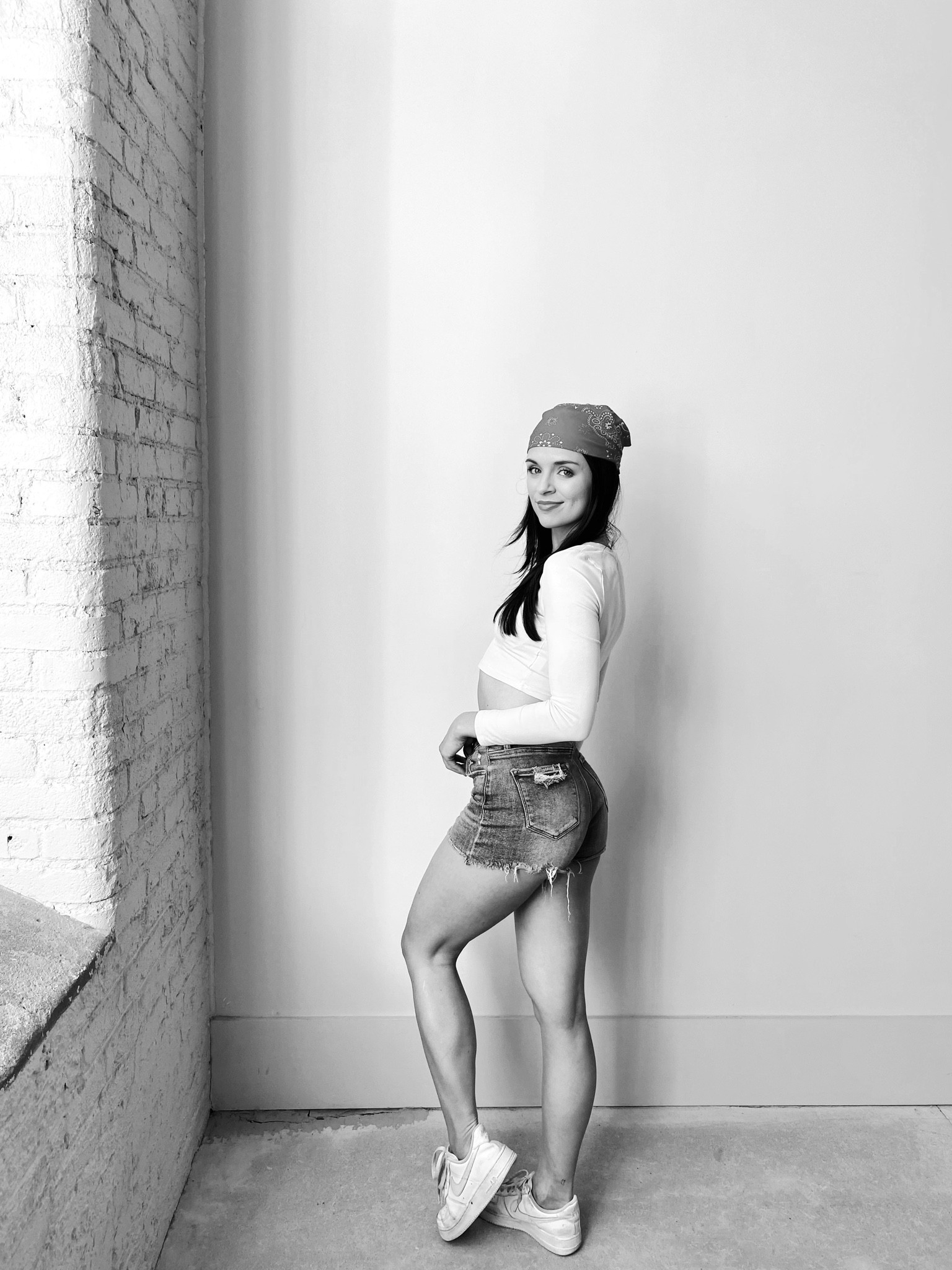 Top- SHEIN (linked exact and similar)
Denim distressed shorts- from a botique (but linked similar)
Handkerchief (Walmart)
Nike Air Force one’s - Nike

Basics, women’s fashion, SHEIN, denim, Americana, vintage, American Eagle, bike, Nike Air Force, Abercrombie and Fitch. 

#LTKFindsUnder50 #LTKStyleTip