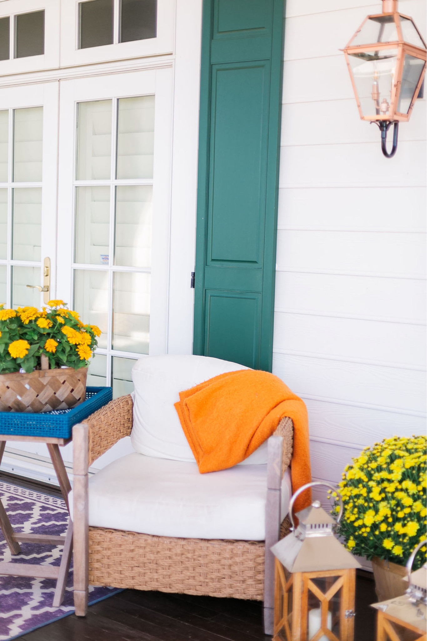 The coziest fall spot!

#LTKhome #LTKSeasonal