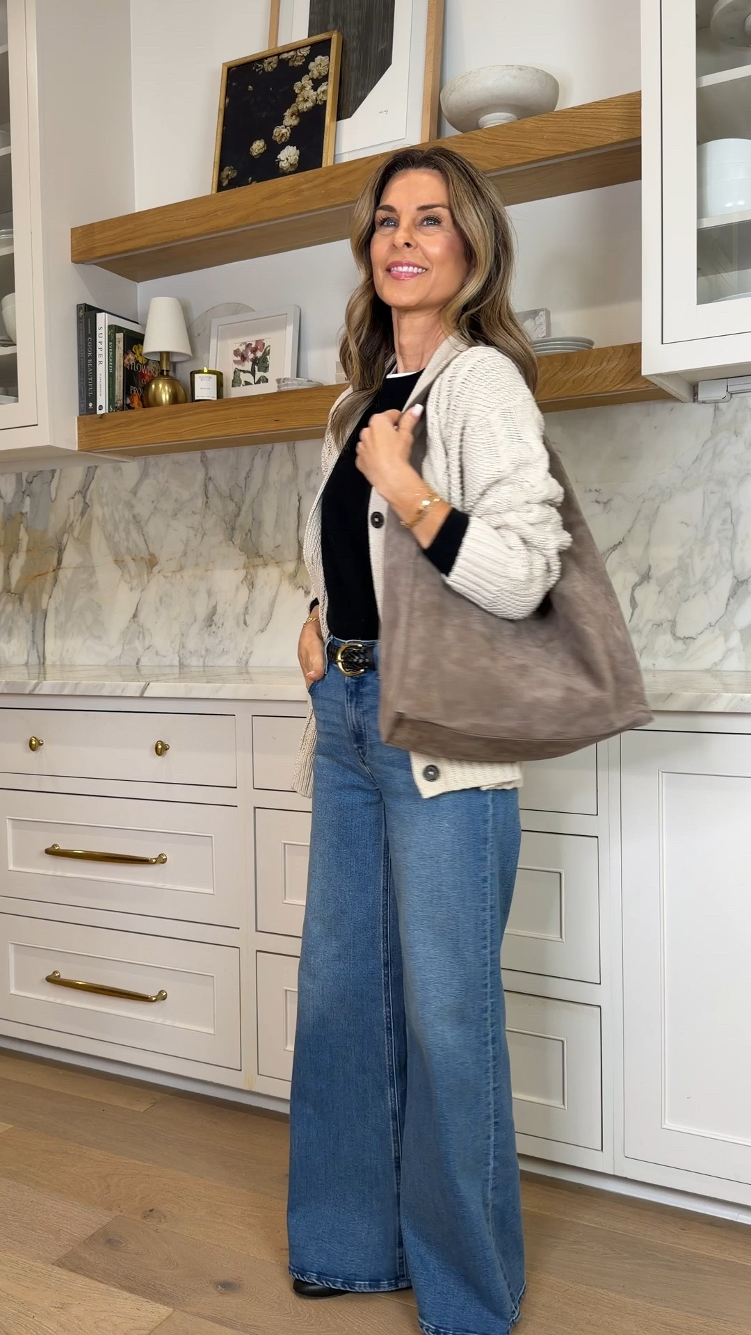 Quince new styles! I’m 5’6’’.
-Palazzo pants size up one size (I size up one size in all Quince jeans). They are 30 inch.
-Cable knit cardigan size S
-Cashmere sweater size XS
-Braided belt
-New suede hobo bag
@onequince #QuincePartner

#LTKdayinmylife #LTKgrwm #LTKootd