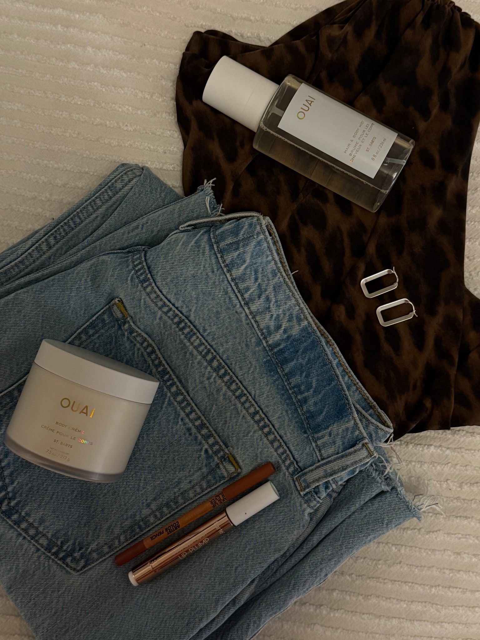 🪩🐆
work ootd + scent & lip combo

#LTKjeans #LTKcanada #LTKbeauty